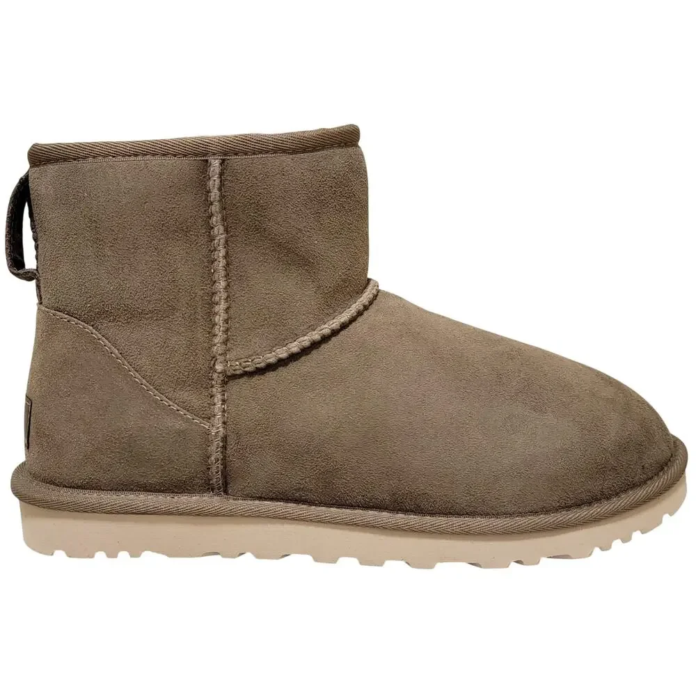 UGG Men Classic Mini Wool Lined Ankle Boots Size US 8 Hickory Brown Suede